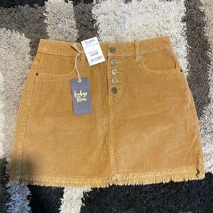 Skirt Mid Rise Brand New